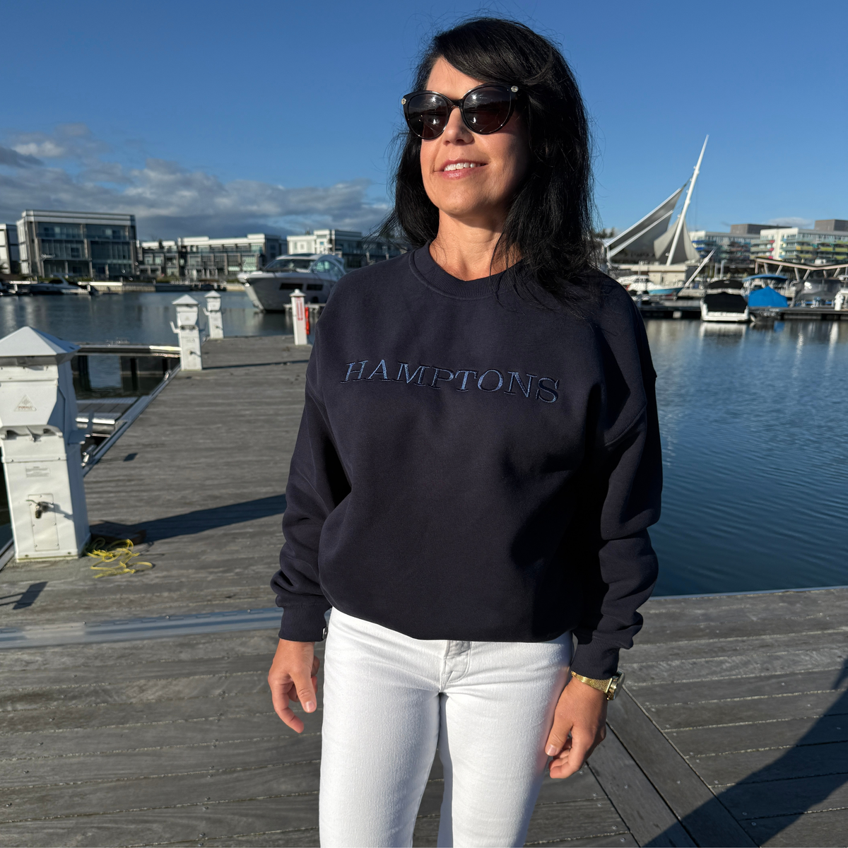 Hamptons Embroidered Fleeced Crewneck