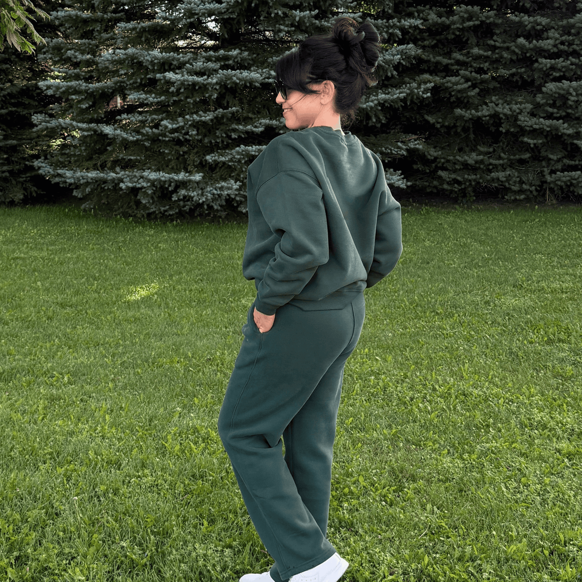 Aspen Embroidered Fleeced Crewneck